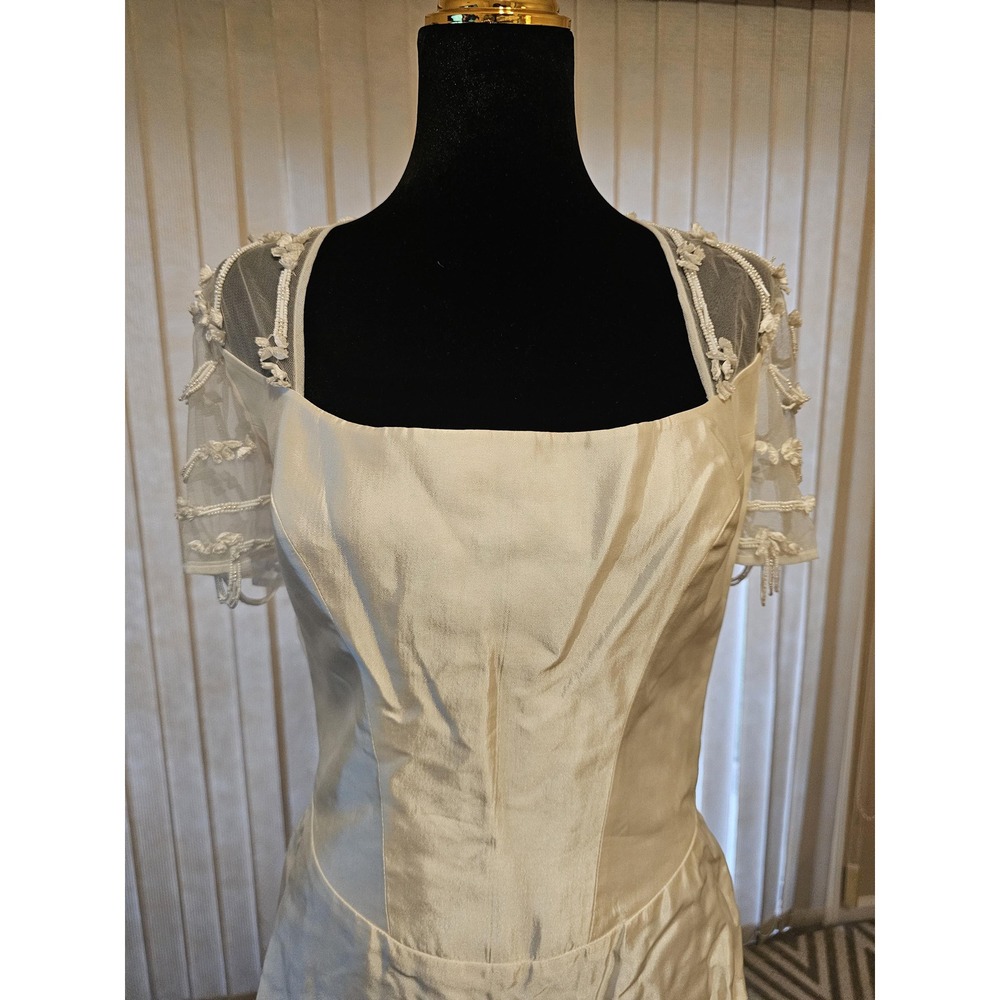 Elvira Gramano Vintage Ivory Satin Beaded Illusion Back Wedding Gown Dress 46/10